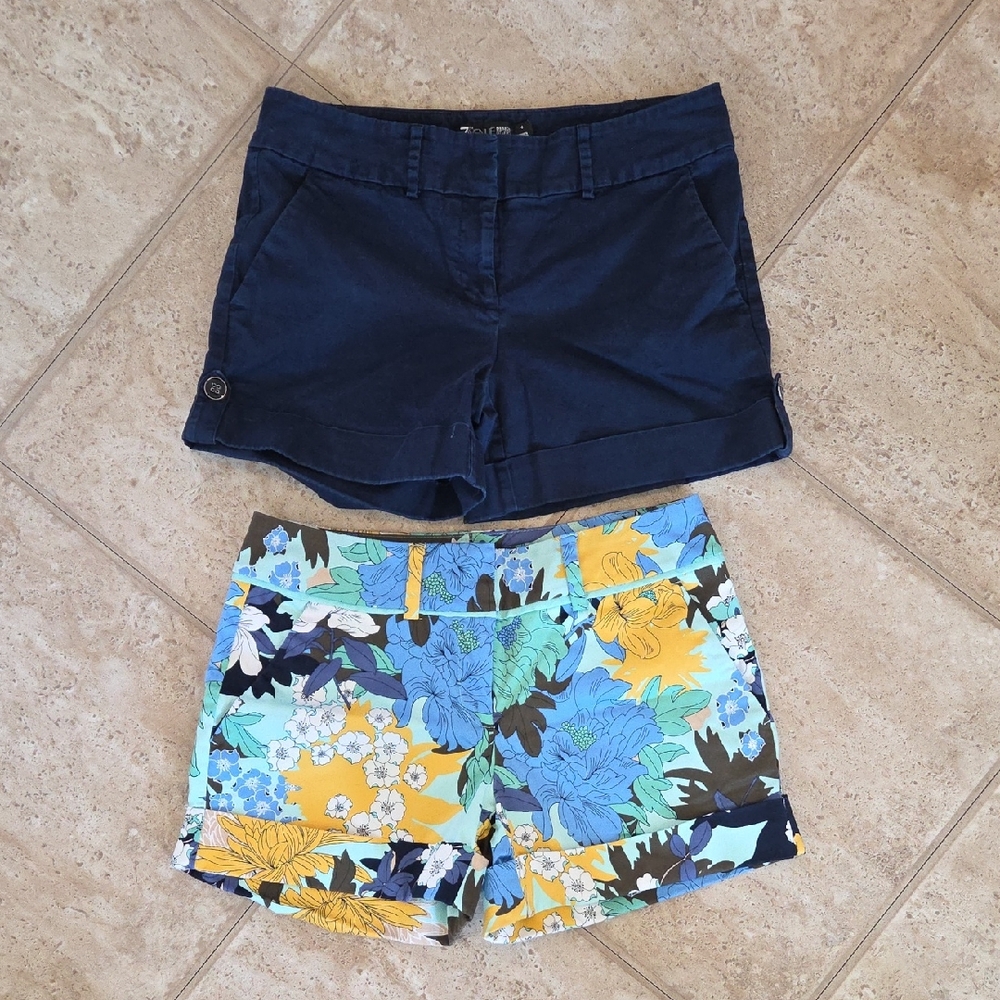 New York & Company Navy and Floral Women's Shorts